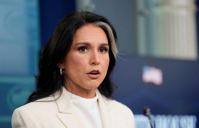 وزير
      الخزانة
      الأميركي:
      قادة
      إيرانيون
      يحولون
      أموالهم
      إلى
      الخارج
      «بجنون»