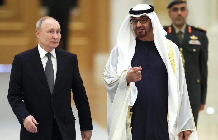 الكرملين: بوتين يشكر محمد بن زايد خلال اتصال هاتفي لهذا السبب