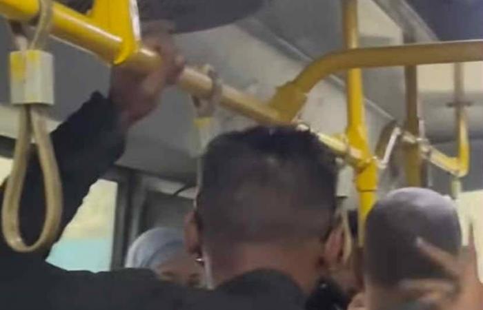 شهود
      وقائع
      «التحرش»
      في
      مصر...
      مساندة
      «الضحية»
      أم
      دخول
      قفص
      الاتهام؟