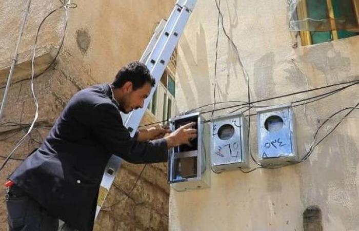 إهمال
      حوثي
      يهدد
      حياة
      السكان
      في
      صنعاء