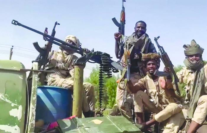 الحدود
      الجنوبية
      الليبية…
      بوابة
      هشة
      على
      «جبهات
      مشتعلة»