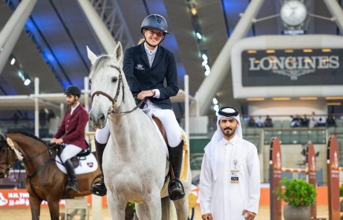 ناديا شتاينر تتوج بشوط الخمس نجوم