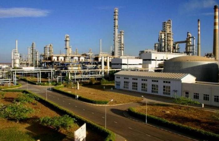 وزير
      الطاقة
      السوداني
      لـ«الشرق
      الأوسط»:
      خسائر
      القطاع
      جراء
      الحرب
      بالمليارات