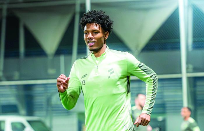 النصر
      والفتح...
      صدام
      على
      وقع
      «عودة
      رونالدو»