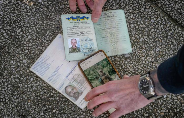 أوكرانيا
      تكشف
      هوية
      مجندين
      نيجيريين
      في
      روسيا
      وتحذر
      الشباب
      الأفريقي