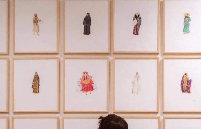 رواد
      الحداثة
      الفنية
      في
      السعودية...
      شخصيات
      محورية
      شكلت
      الوجدان