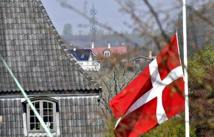 واشنطن توافق على المضي قدما في محادثاتها مع الدنمارك بشأن "غرينلاند"