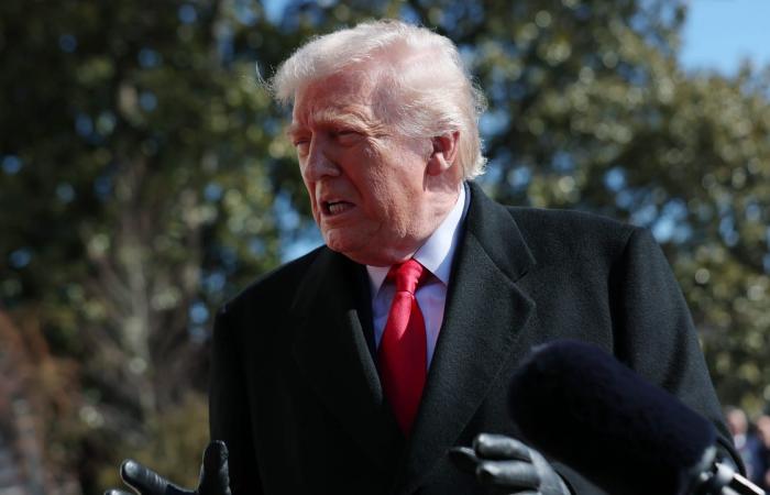 "سنحتاج لها".. ترامب يكشف سبب إرسال حاملة طائرات ثانية للشرق الأوسط