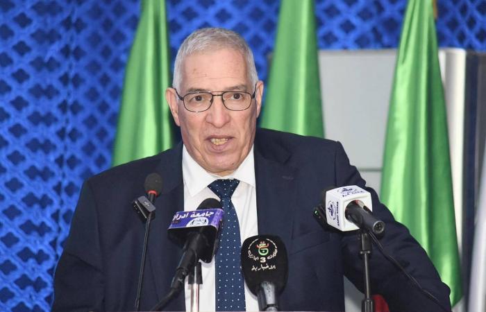 غوتيريش
      يطالب
      فرقاء
      ليبيا
      بالانخراط
      في
      «مسار
      سلمي»
      لحل
      الأزمة