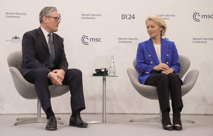 القضاء
      الفرنسي
      يشكل
      فريقاً
      خاصاً
      للنظر
      في
      وثائق
      إبستين