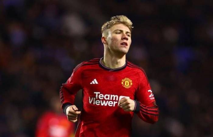 صلاح
      يقود
      ليفربول
      لعبور
      برايتون
      في
      كأس
      الاتحاد
      الإنجليزي