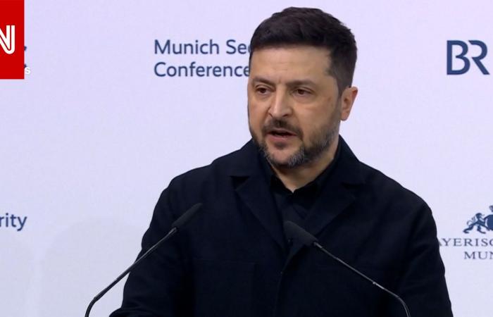 متابعة: زيلينسكي من مؤتمر ميونخ: كل محطة طاقة بأوكرانيا تضررت من هجمات روسيا