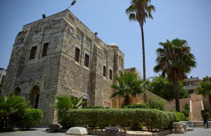 الجيش
      الأميركي
      قصف
      أكثر
      من
      30
      هدفاً
      لـ«داعش»
      في
      سوريا