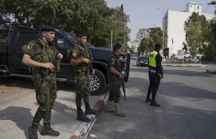 عباس
      يتهم
      إسرائيل
      بتوسيع
      حرب
      غزة
      إلى
      الضفة
      الغربية