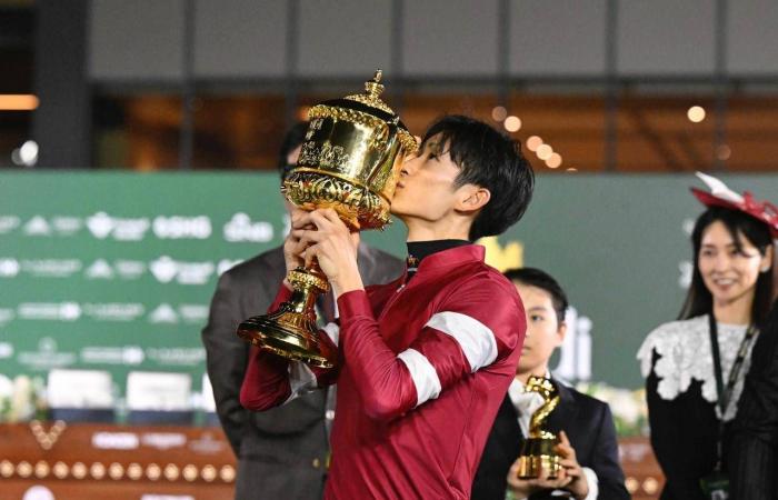 كأس
      السعودية:
      «فور
      إيفر
      يونغ»
      البطل
      بلا
      منازع