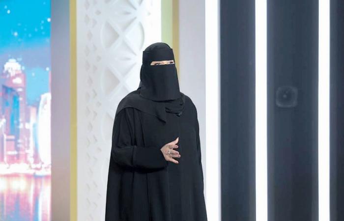 تأهل أول شاعرة لنهائي «مثايل» للشعر النبطي