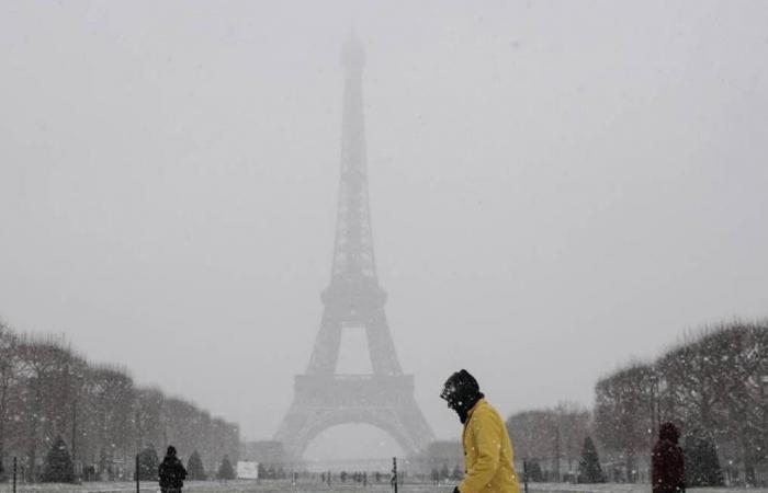 فرنسا ترفع حالة التأهب في 81 مقاطعة مع اتساع مخاطر الفيضانات