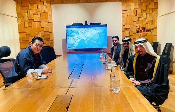  ملك مملكة بوتان يستقبل سفير قطر