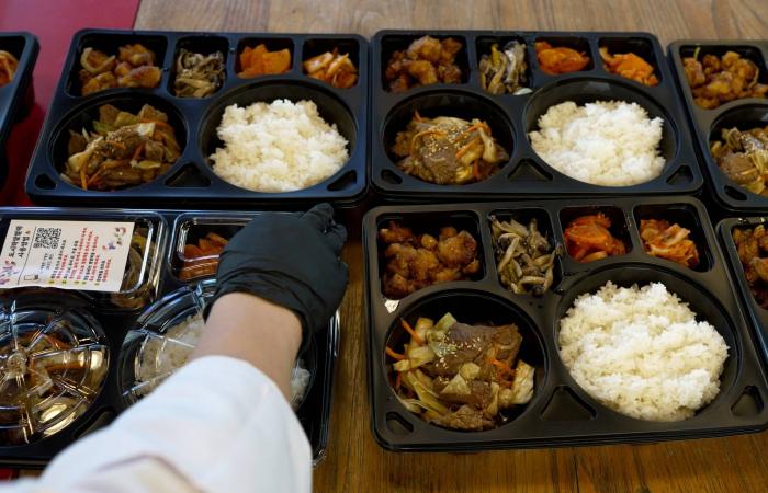 يُحسّن
      القدرات
      الذهنية
      ويرفع
      المعنويات...
      أطباء
      ينصحون
      مرضى
      «باركنسون»
      بالرقص