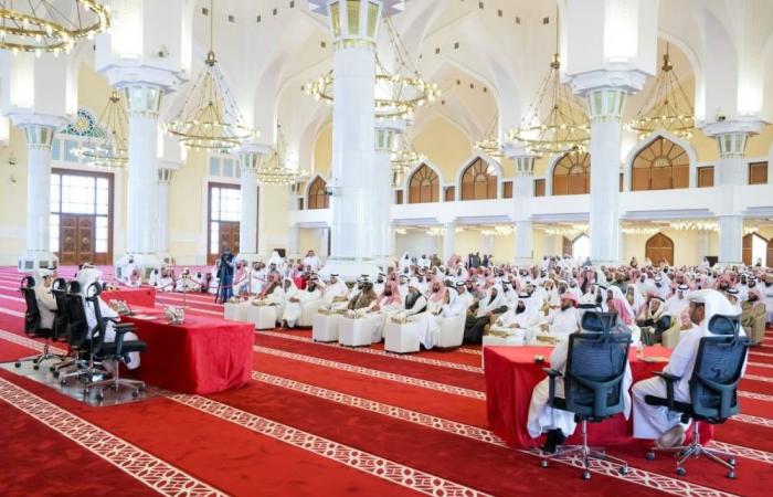 إدارة المساجد تجتمع مع الأئمة والمؤذنين