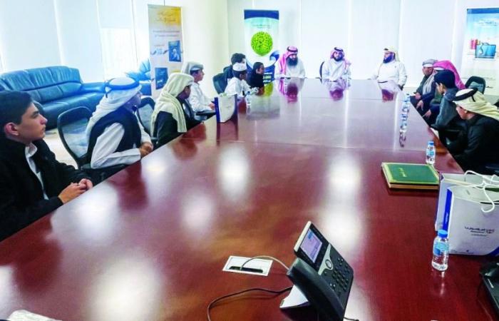 إطلاع الطلاب على جهود "الشبكة الإسلامية"