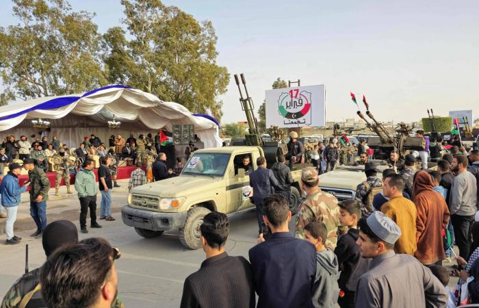 ليبيا
      في
      ذكرى
      «ثورة
      فبراير»...
      احتفالات
      لا
      تخفي
      «دماء
      الصراعات»