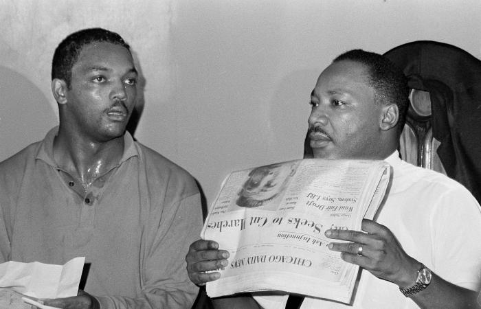 جيسي
      جاكسون
      حفر
      اسمه
      في
      وجدان
      الأميركيين
      ورحل