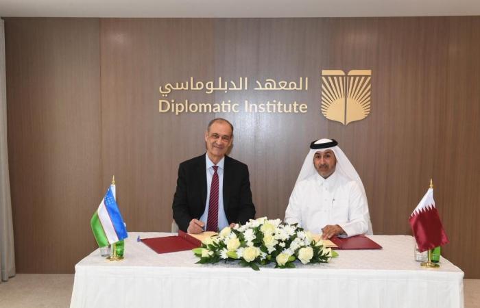 المعهد الدبلوماسي في قطر والأكاديمية الدبلوماسية في أوزبكستان يوقعان مذكرة تفاهم للتعاون بمجال التدريب والتأهيل