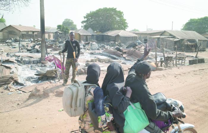 نيجيريا:
      «بوكو
      حرام»
      تتكبد
      خسائر
      فادحة
      في
      عملية
      للجيش