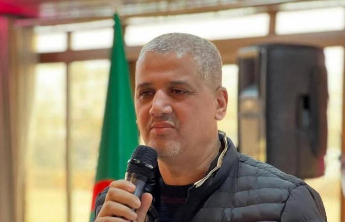 الجزائر:
      ملاحقات
      قضائية
      تطول
      نخباً
      فكرية
      بسبب
      تدوينات
      على
      منصات
      التواصل