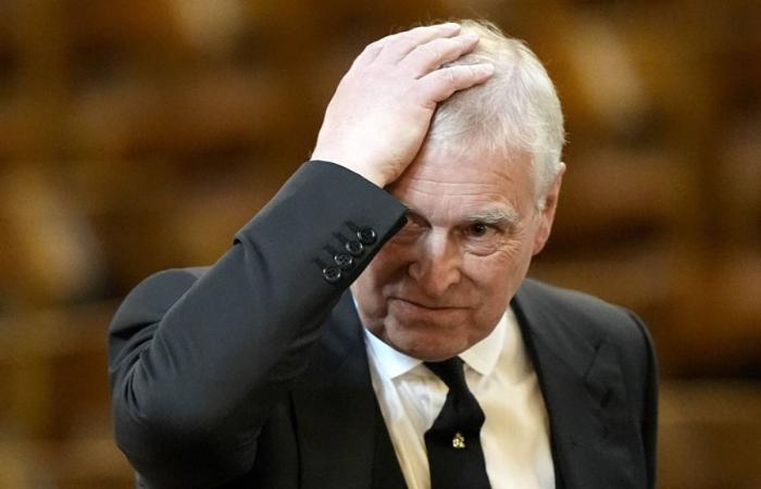 القبض على الأمير أندرو شقيق ملك بريطانيا 