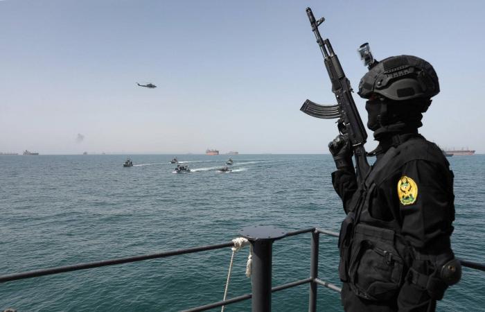 ما
      الذي
      يدفع
      نحو
      الحرب؟
      6
      إشارات
      تكشف
      مسار
      التصعيد
      بين
      ترمب
      وإيران