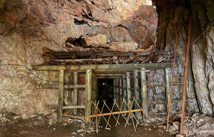 هذه القلعة الأوروبية تخفي سرًا نازيًا مظلمًا ولغزا عن ذهب مدفون