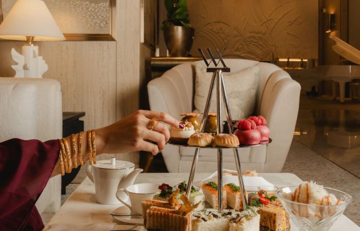 خيمة "الفيروز" الرمضانية: واحة من الفخامة تحت النجوم في والدورف أستوريا الدوحة