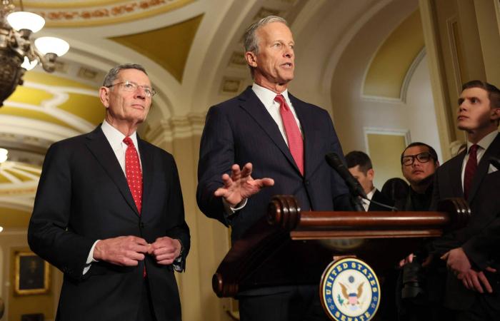 ترمب
      يتوعد
      بإجراءات
      «أكثر
      صرامة»
      بشأن
      الرسوم
      الجمركية