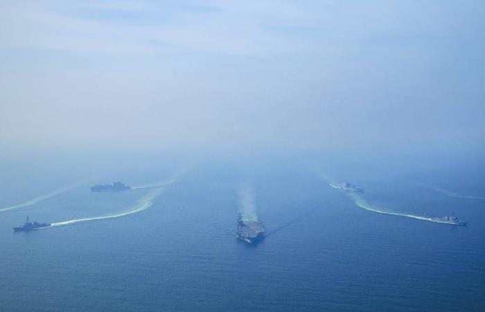 إيران:
      أميركا
      لم
      تطلب
      منا
      التخلي
      عن
      تخصيب
      اليورانيوم