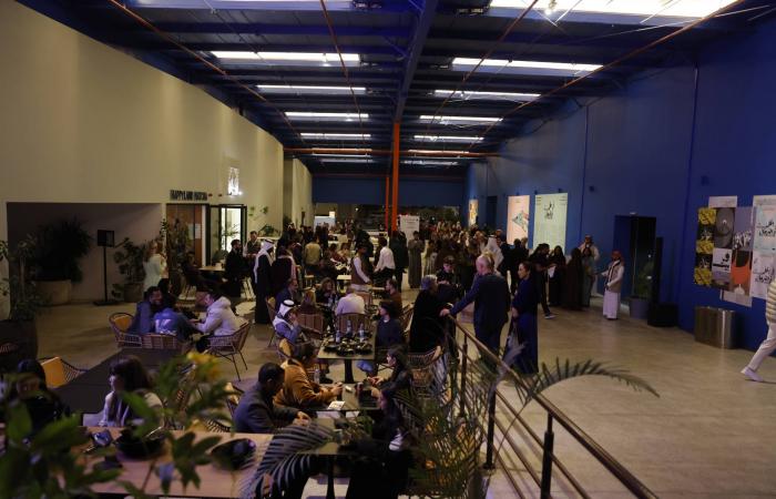 حادث
      اعتداء
      على
      فرد
      أمن
      يؤلب
      «مواجع
      طبقية»
      في
      مصر