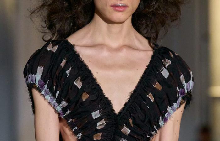 في نيويورك.. مصمّمات أمريكيات يتحدّين الرجال في أسبوع الموضة