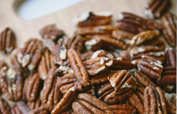 البقان
      أم
      الجوز...
      أيهما
      أفضل
      لصحة
      القلب
      والدماغ؟