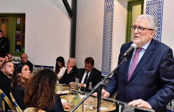 وصول
      100
      إمام
      جزائري
      لتأطير
      صلاة
      التراويح
      يفجّر
      جدلاً
      في
      فرنسا