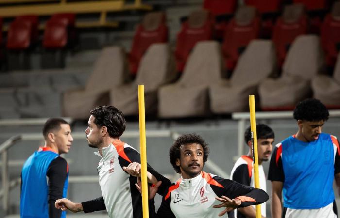 الدوري
      السعودي:
      ديربي
      ساخن
      بين
      القادسية
      والاتفاق...
      وضمك
      يهدد
      الأهلي