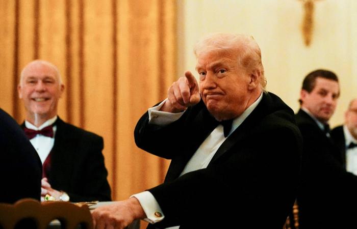 ترمب
      يلقي
      خطاب
      «حالة
      الاتحاد»
      وسط
      تحديات
      داخلية
      وخارجية