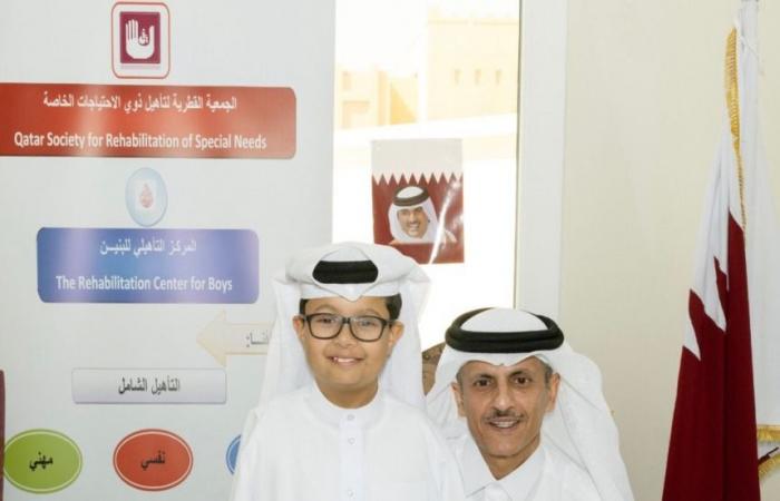 د. خالد آل ثاني يزور المركز التأهيلي الجديد لذوي الاحتياجات الخاصة (بنين)