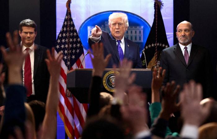 قرار
      المحكمة
      العليا
      الأميركية
      يُعيد
      خلط
      أوراق
      المواجهة
      بين
      ترمب
      وشي