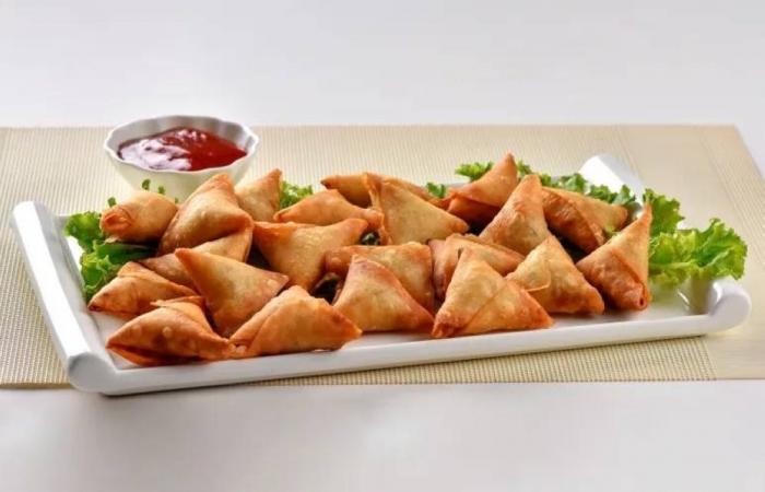 القطـايـف والسـمبوســك