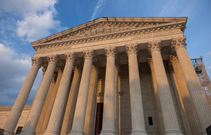 شبح
      «رد
      الرسوم»
      يهدد
      الموازنة
      الأميركية
      ويربك
      السندات