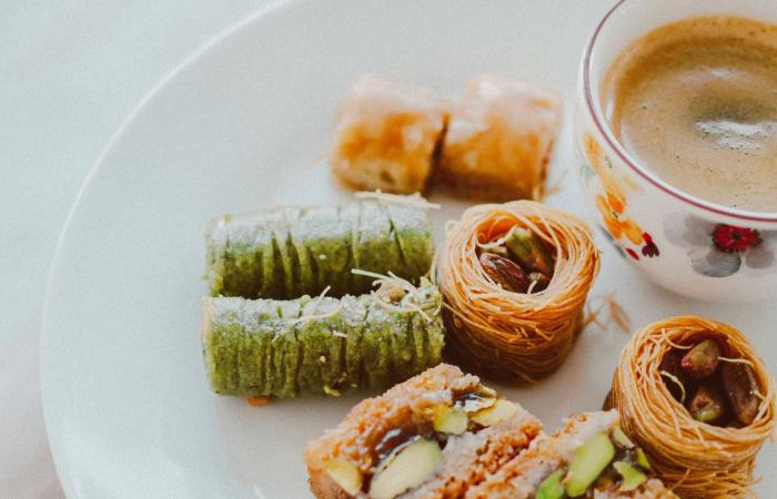 السبحة
      المصرية…
      تاريخ
      طويل
      وحكايات
      تزدهر
      مع
      طقوس
      رمضان