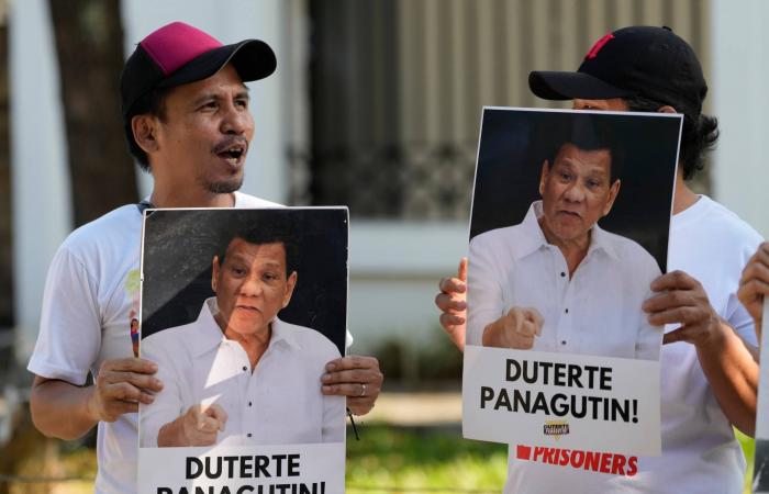 «الجنائية
      الدولية»
      تباشر
      جلسة
      تمهيدية
      لمحاكمة
      الرئيس
      الفلبيني
      السابق