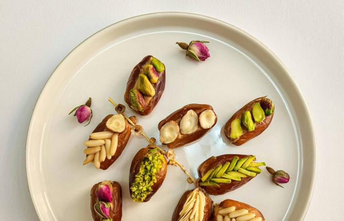 السبحة
      المصرية…
      تاريخ
      طويل
      وحكايات
      تزدهر
      مع
      طقوس
      رمضان