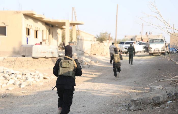 تصعيد
      «داعش»
      شرقاً
      و«سرايا
      الجواد»
      غرباً...
      هل
      سوريا
      على
      أعتاب
      عنف
      جديد؟